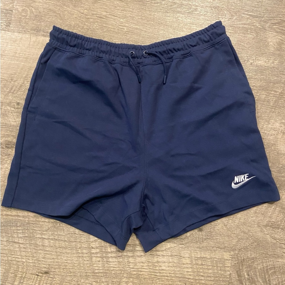 Nike high waisted  shorts